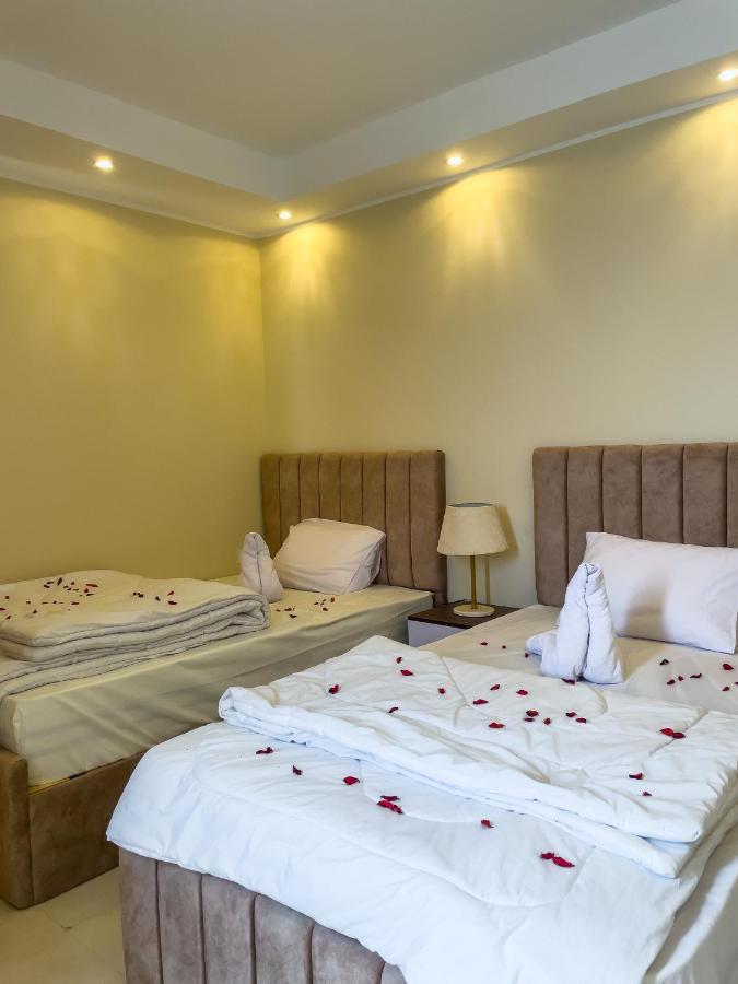 Jumeirah Pyramids View Inn Kafret el-Gabal Exteriör bild