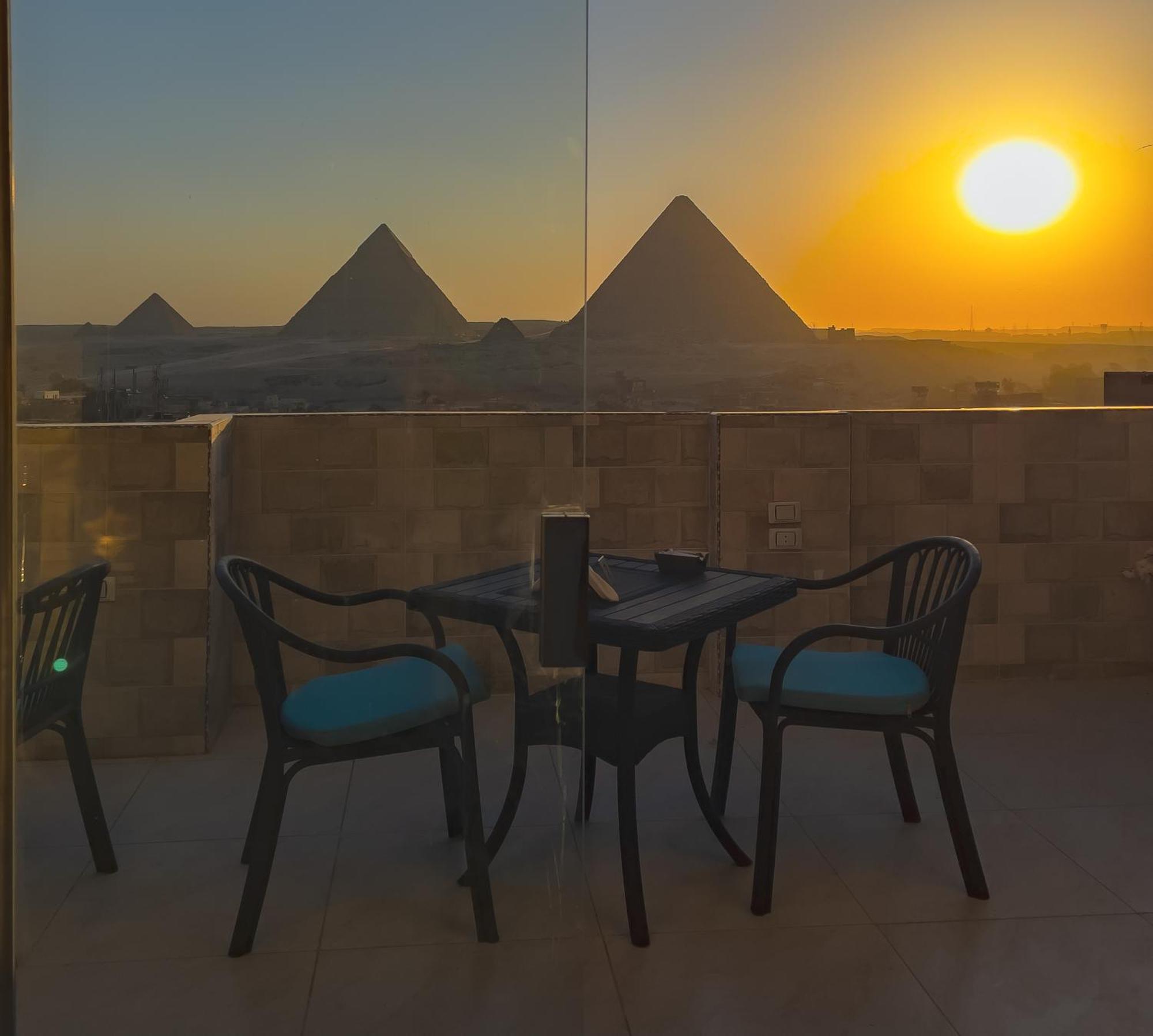 Jumeirah Pyramids View Inn Kafret el-Gabal Exteriör bild
