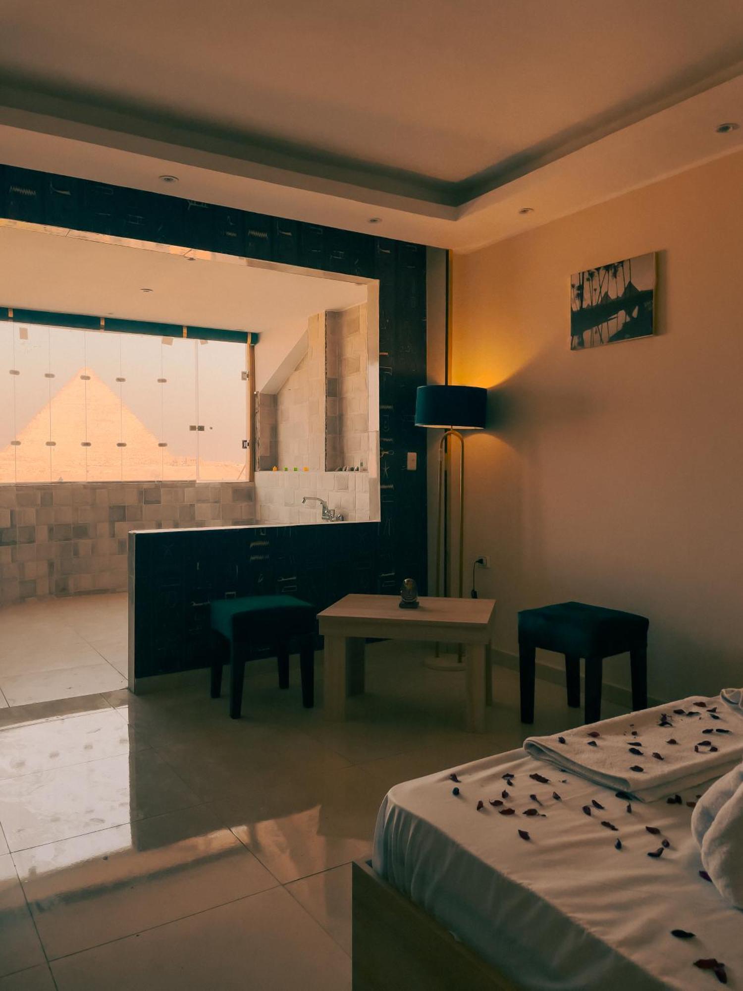 Jumeirah Pyramids View Inn Kafret el-Gabal Exteriör bild